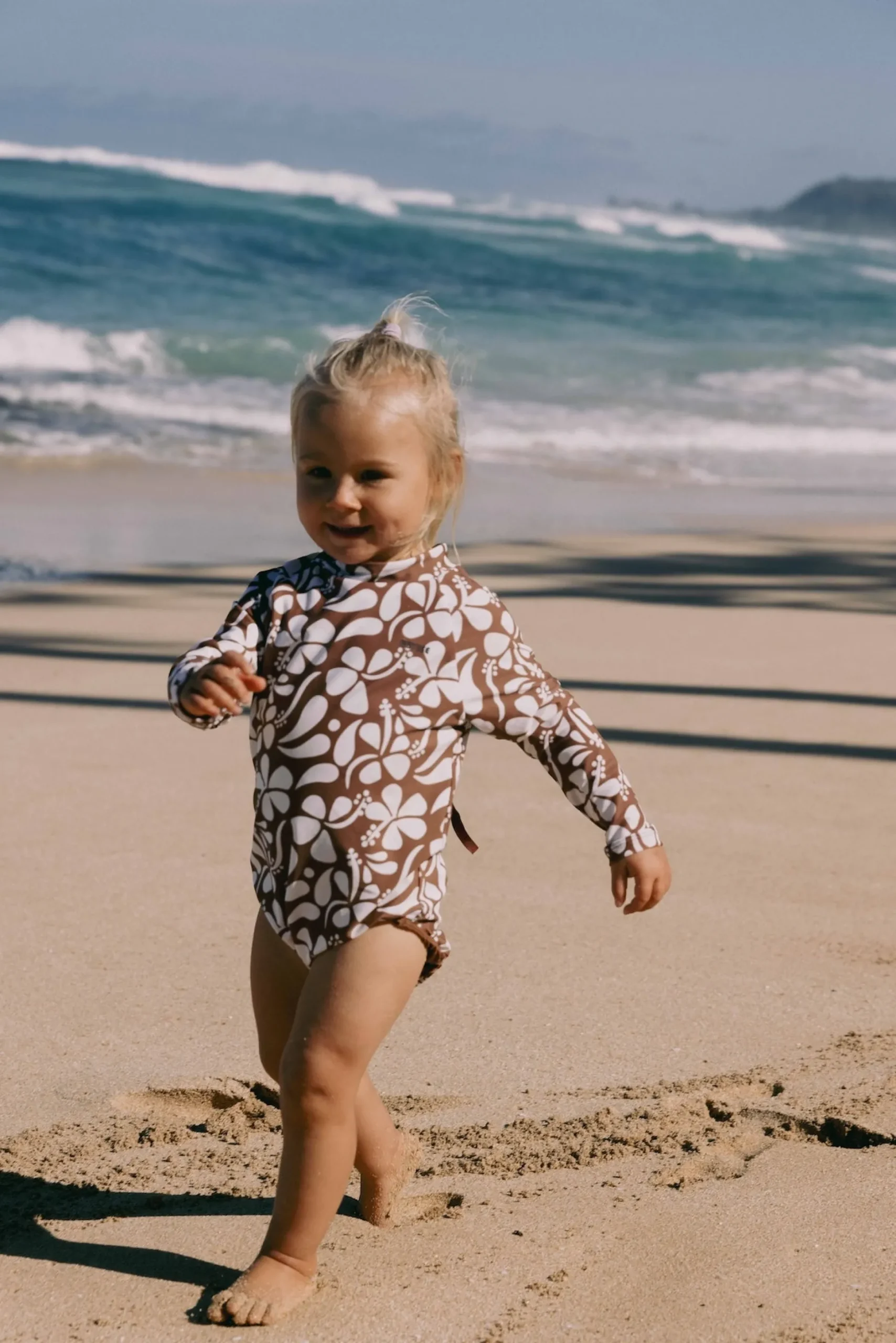 Ama Mini - Lei-Brown