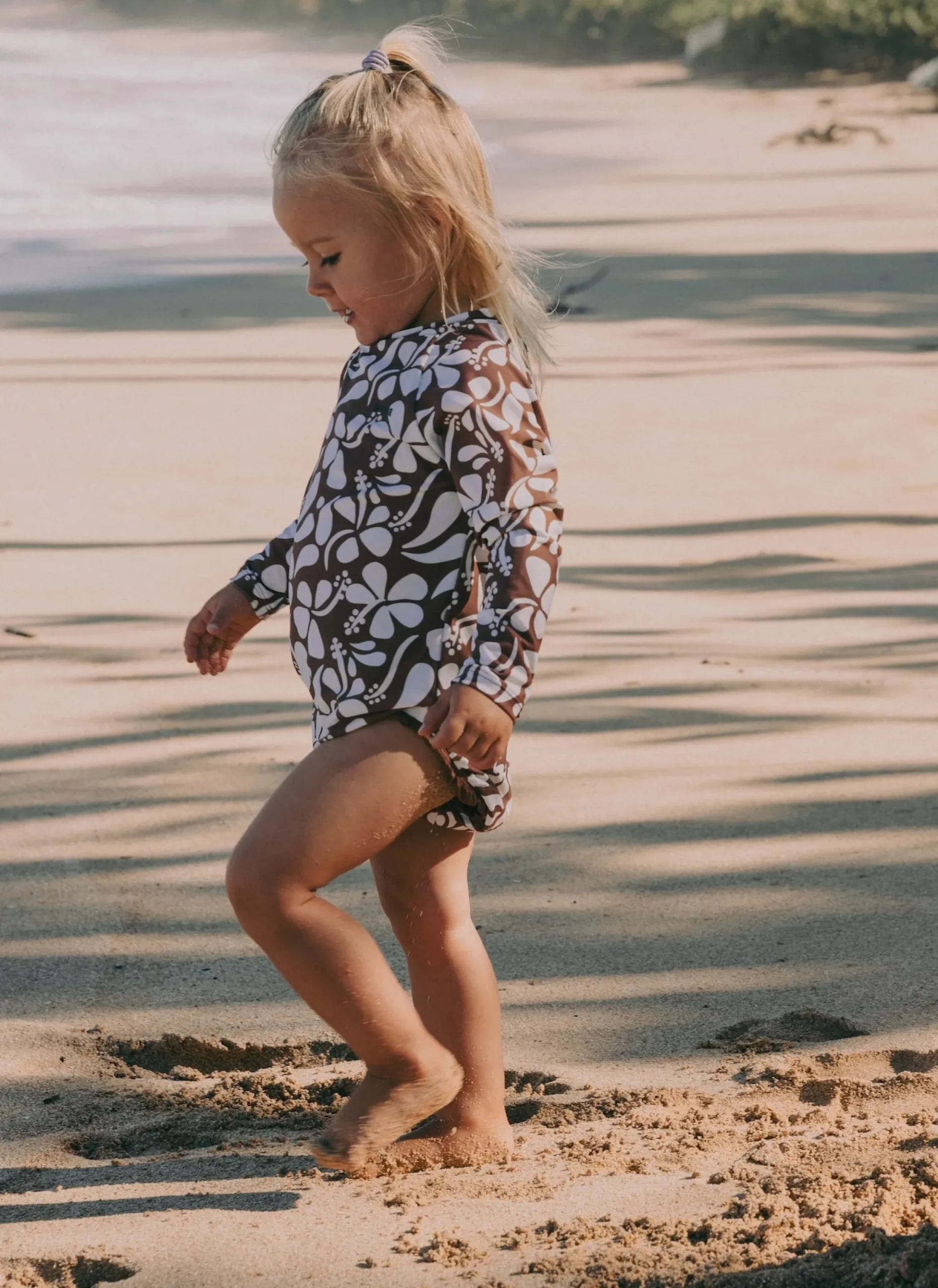 Ama Mini - Lei-Brown