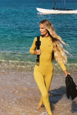 Clark Full Wetsuit – Shell 2/2mm