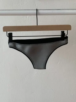 Jenna Bottom - Silver 2mm- SOLD AS IS - 30%