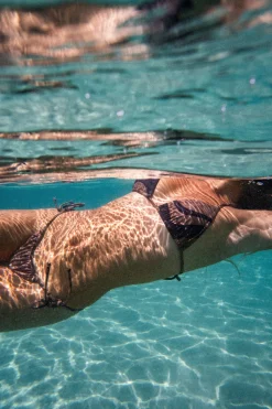 Misty Bottom - Volcano