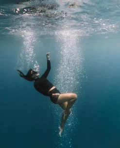 Parry Short Bikini - Black 1.5mm