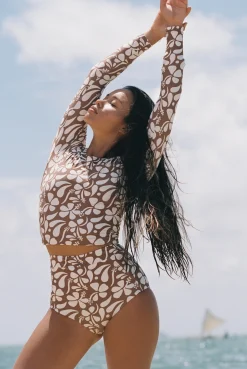 Poppler Rashguard Top - Lei-Brown