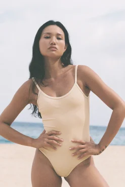 Taylor One piece - Butter Rib