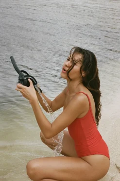 Taylor One piece - Lava